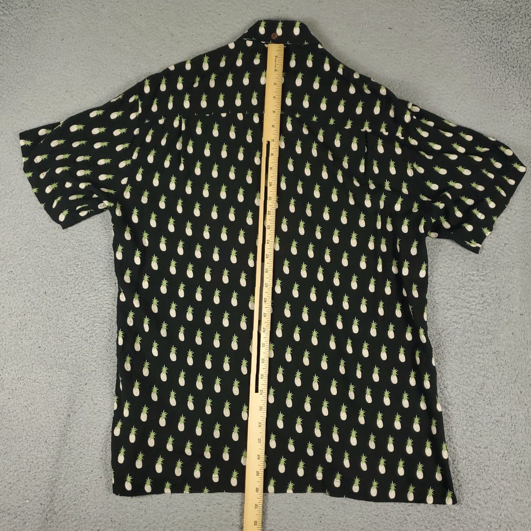 Vintage VINTAGE Kenny Flowers Hawaiian Shirt Mens Large Short Sleeve Button Up Rayon Geometric Black Summer Casual Size US L / EU 52-54 / 3 - 4 Thumbnail