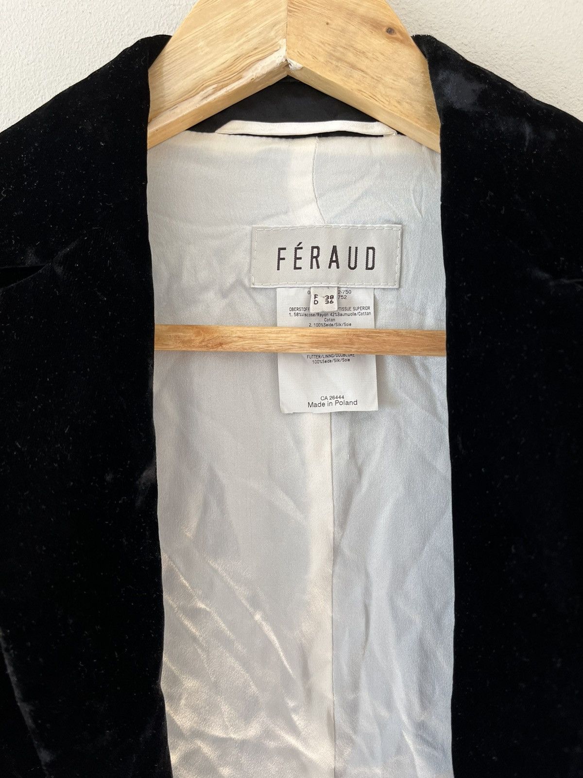 Designer × Louis Feraud Louis Feraud Velvet Blazer Size M / US 6-8 / IT 42-44 - 5 Thumbnail