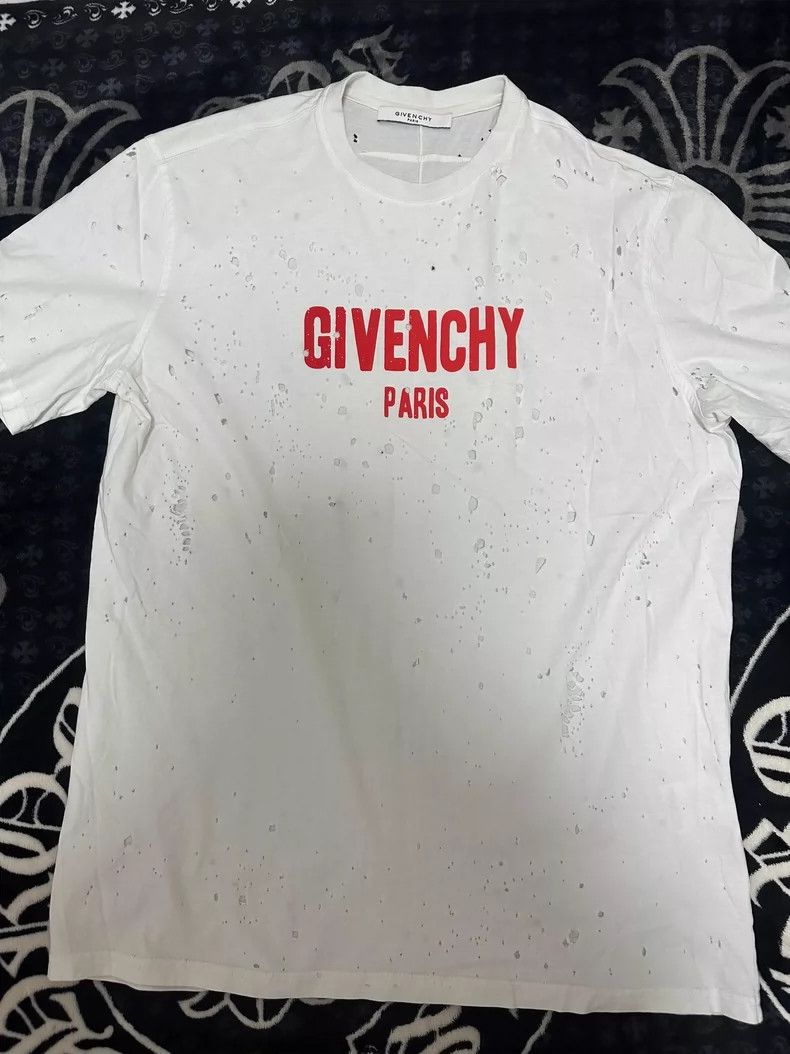 Givenchy Givenchy Paris Distressed Short Sleeve Tee - dmc Size US S / EU 44-46 / 1 - 1 Thumbnail