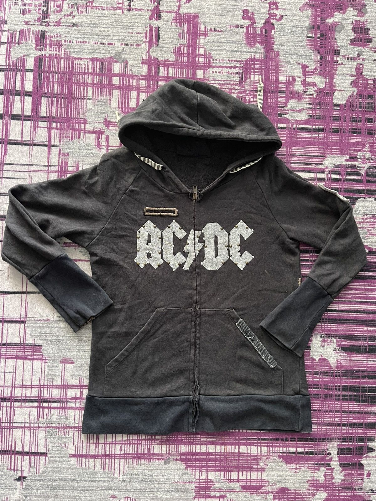 AC/DC × Band Tees × Vintage VINTAGE ACDC BACK IN BLACK SPELL OUT VERY RARE Size US M / EU 48-50 / 2 - 1 Thumbnail