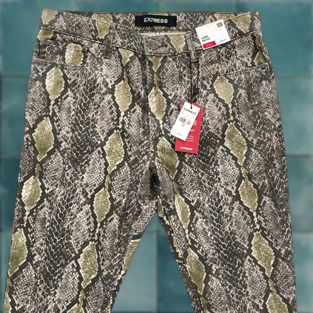 Express Express Leggings Women's 10 Brown Snakeskin High Rise Stretch Supersoft Pants Size 32" / US 10 / IT 46 - 1 Thumbnail