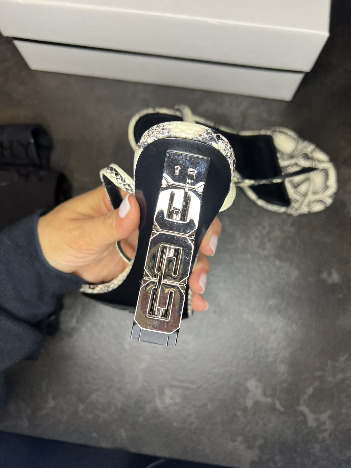 Givenchy Givenchy G Cube Sandals – PythonEffect – EU 38 /US 7.5 /UK 5 Size US 7.5 / IT 37.5 - 5 Thumbnail
