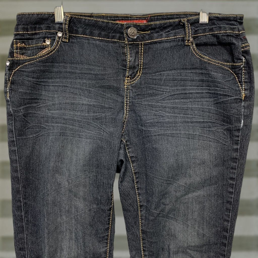 Vintage Jeans Colony Jeans Skinny Blue Dark Wash Cotton Blend Stretch Size 16 Women’s Regular 31.5 Inseam 5-Pocket Denim Clothing Woman Mensveless? Size 38" / US 16 / IT 52 - 1 Thumbnail