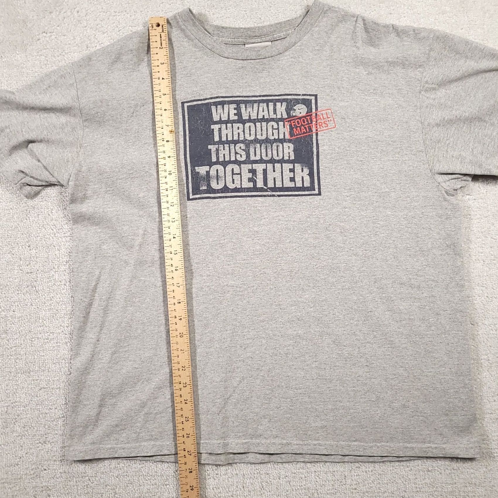Nike VINTAGE Nike T Shirt Mens XL Gray Football Matters Just Do It Graphic Double Sided Shirt Mens XL Gray Nike Just Do It Football Matters 90s Logo Sports Size US XL / EU 56 / 4 - 6 Thumbnail