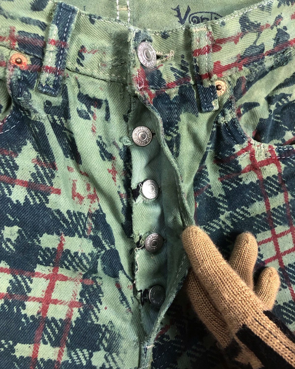 Levi's Vintage Distressed Levi's 501 X Vortex OVP Jeans Made in USA Size US 31 - 16 Thumbnail