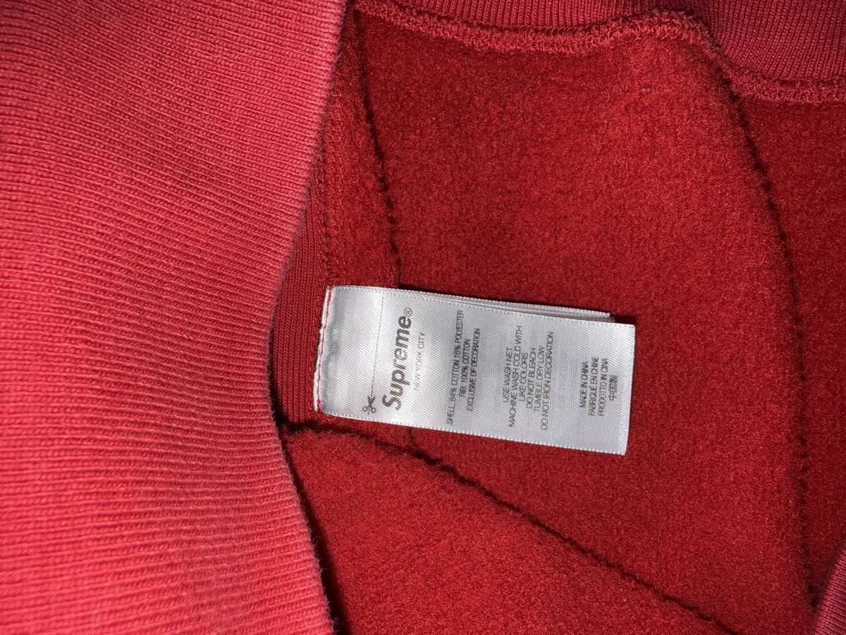 Supreme Supreme red on red crewneck Size US XL / EU 56 / 4 - 4 Thumbnail