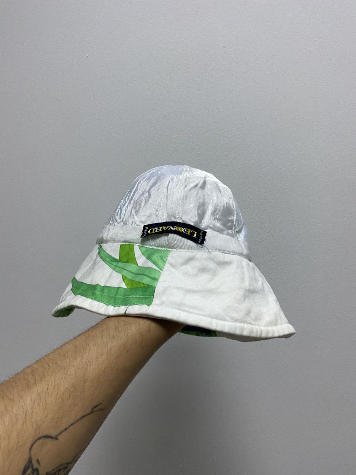 Leonard Paris Leonard Paris Vintage Hat PanamaY2K Style Overprint Size ONE SIZE - 4 Thumbnail