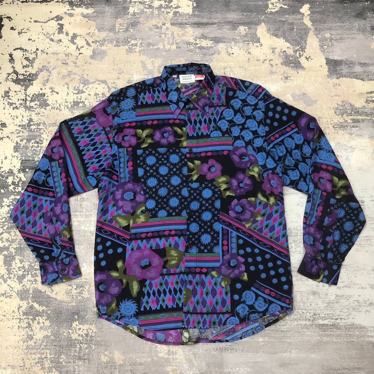 United Colors Of Benetton T33 UNITE COLORS OF BENETTON ART FULLPRINT SHIRTS Size US M / EU 48-50 / 2 - 1 Thumbnail