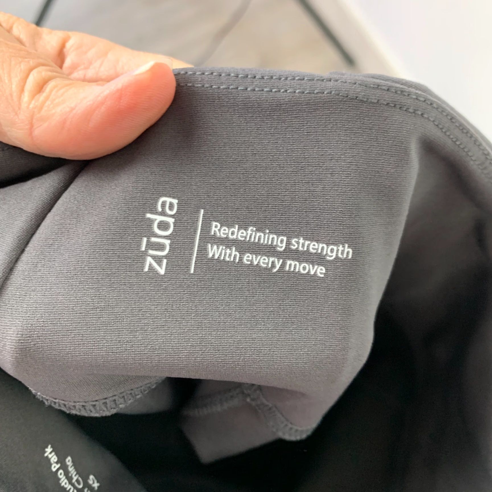 Vintage VINTAGE Zuda Z-Stretch Momentum A370675 Dark Gray Leggings XS Size 26" / US 2 / IT 38 - 6 Thumbnail