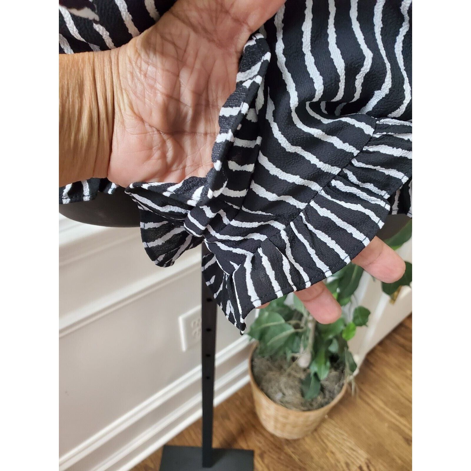 Other Papaya Striped Polyester Ruffle Long Sleeve Romper Size M Size M / US 6-8 / IT 42-44 - 4 Thumbnail