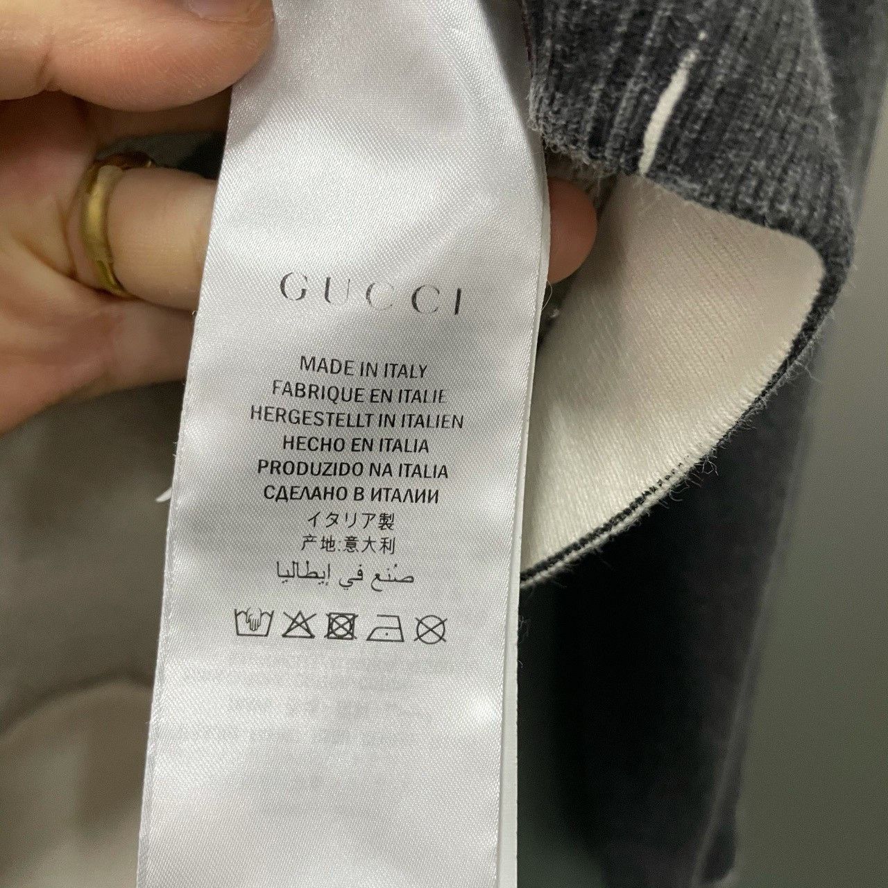 Gucci Gucci Black figure printed sweatshirt 2501-Nextarrow Size US XXS / EU 40 - 2 Thumbnail