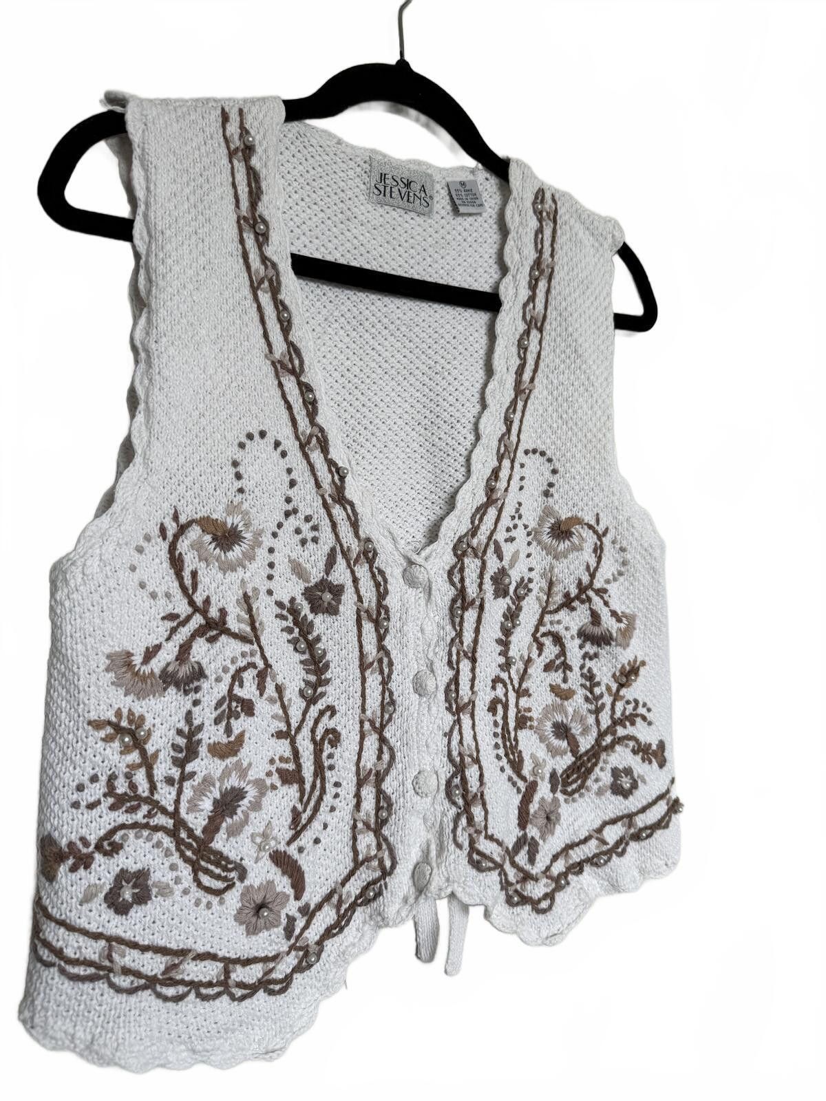 Other Vintage GrannyCore White with Brown Floral Embroidery, Size M / US 6-8 / IT 42-44 - 2 Thumbnail