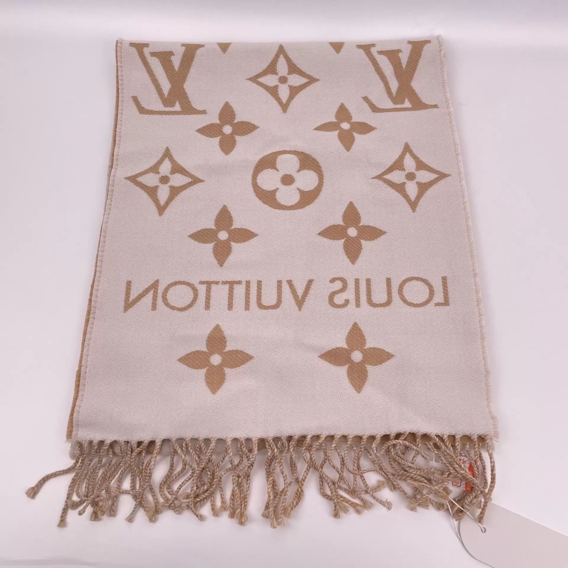 Louis Vuitton Louis Vuitton Wool Scarf New Yellow & White Reversible Size ONE SIZE - 3 Thumbnail