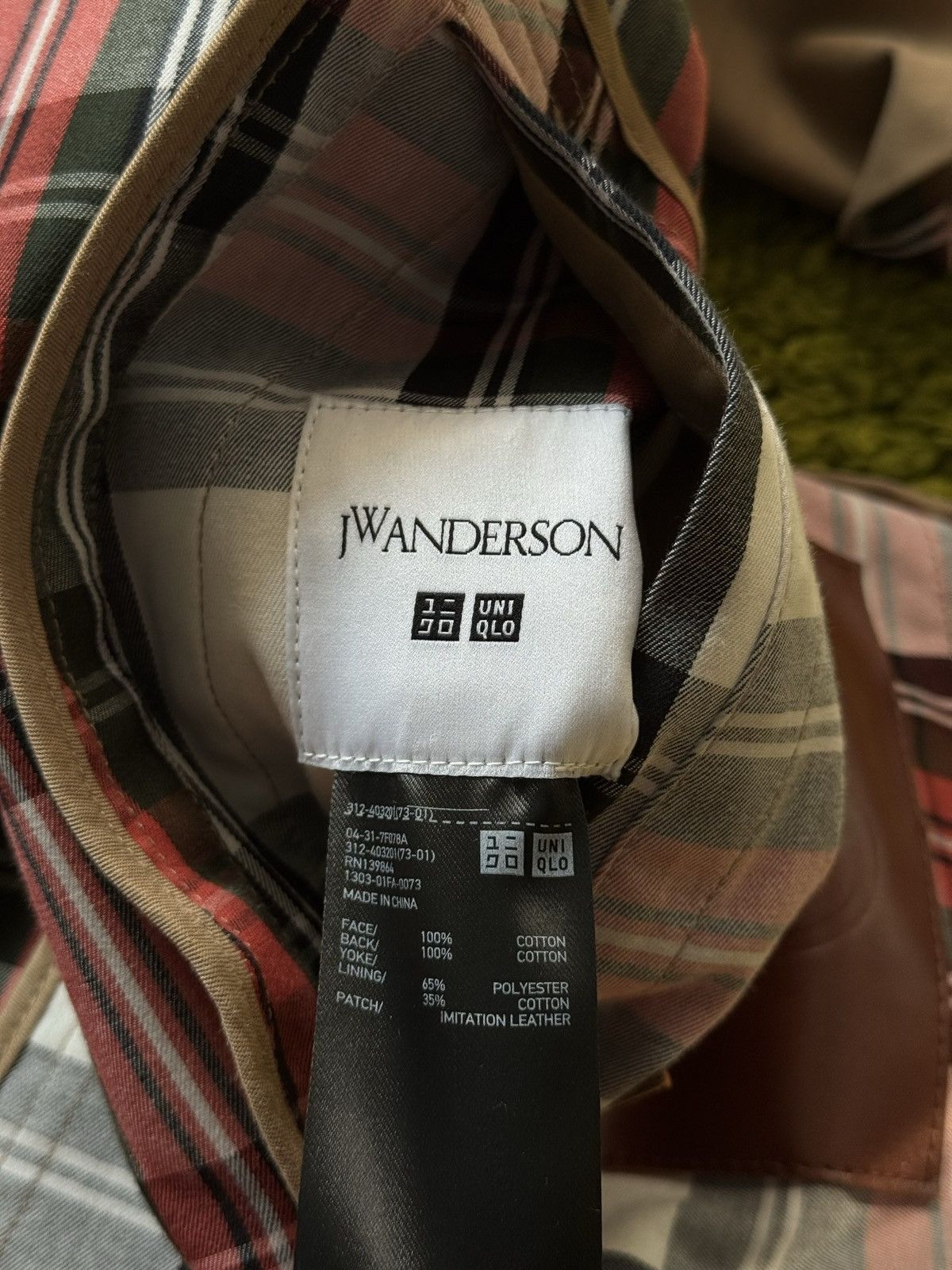 JW Anderson × Uniqlo J.W. Anderson x Uniqlo checkered reversible trench coat Size US M / EU 48-50 / 2 - 7 Thumbnail