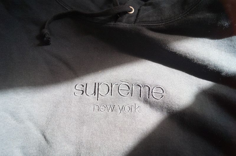 Supreme Supreme "New York" Logo Hoodie Black Size US M / EU 48-50 / 2 - 2 Thumbnail