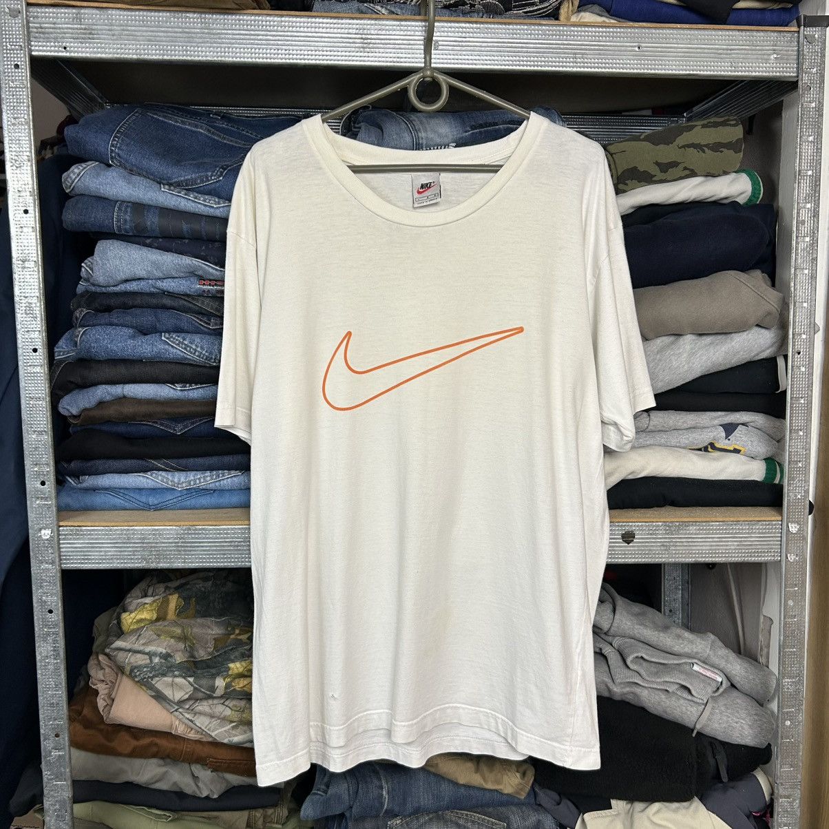 Nike Vintage Nike Big Swoosh 90’s Streetwear y2k tee size L Size US L / EU 52-54 / 3 - 1 Thumbnail
