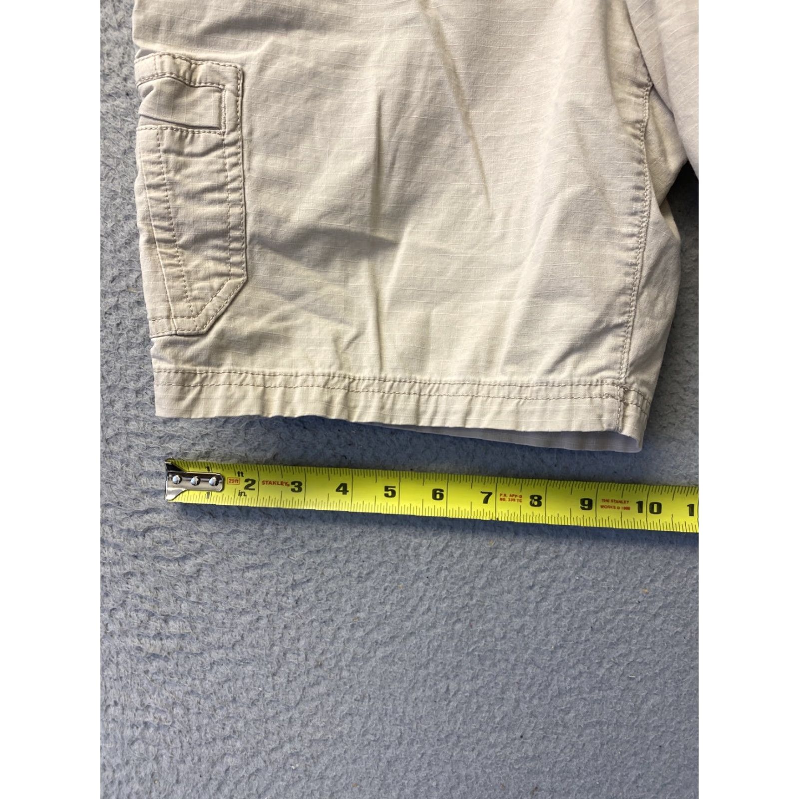 Eddie Bauer Eddie Bauer Classic Fit Chino Shorts Womens 6 Beige Pockets Casual Travel Size 28" / US 6 / IT 42 - 7 Thumbnail