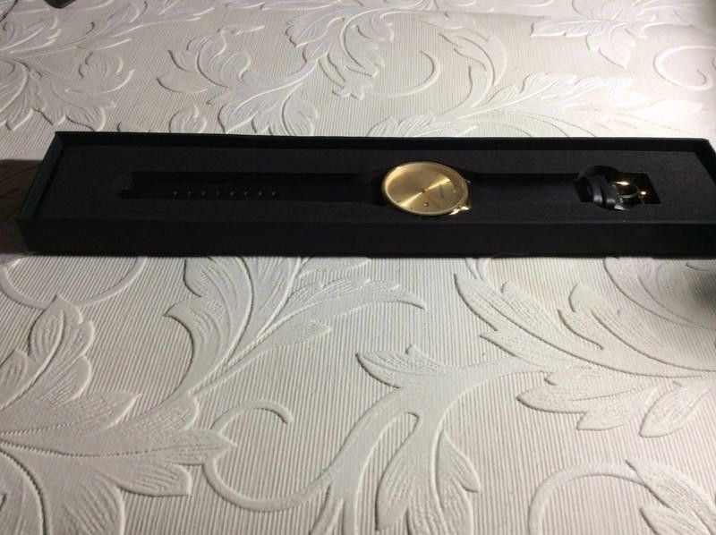 Designer Unknown gold dial black leather strap watch Size ONE SIZE - 2 Thumbnail