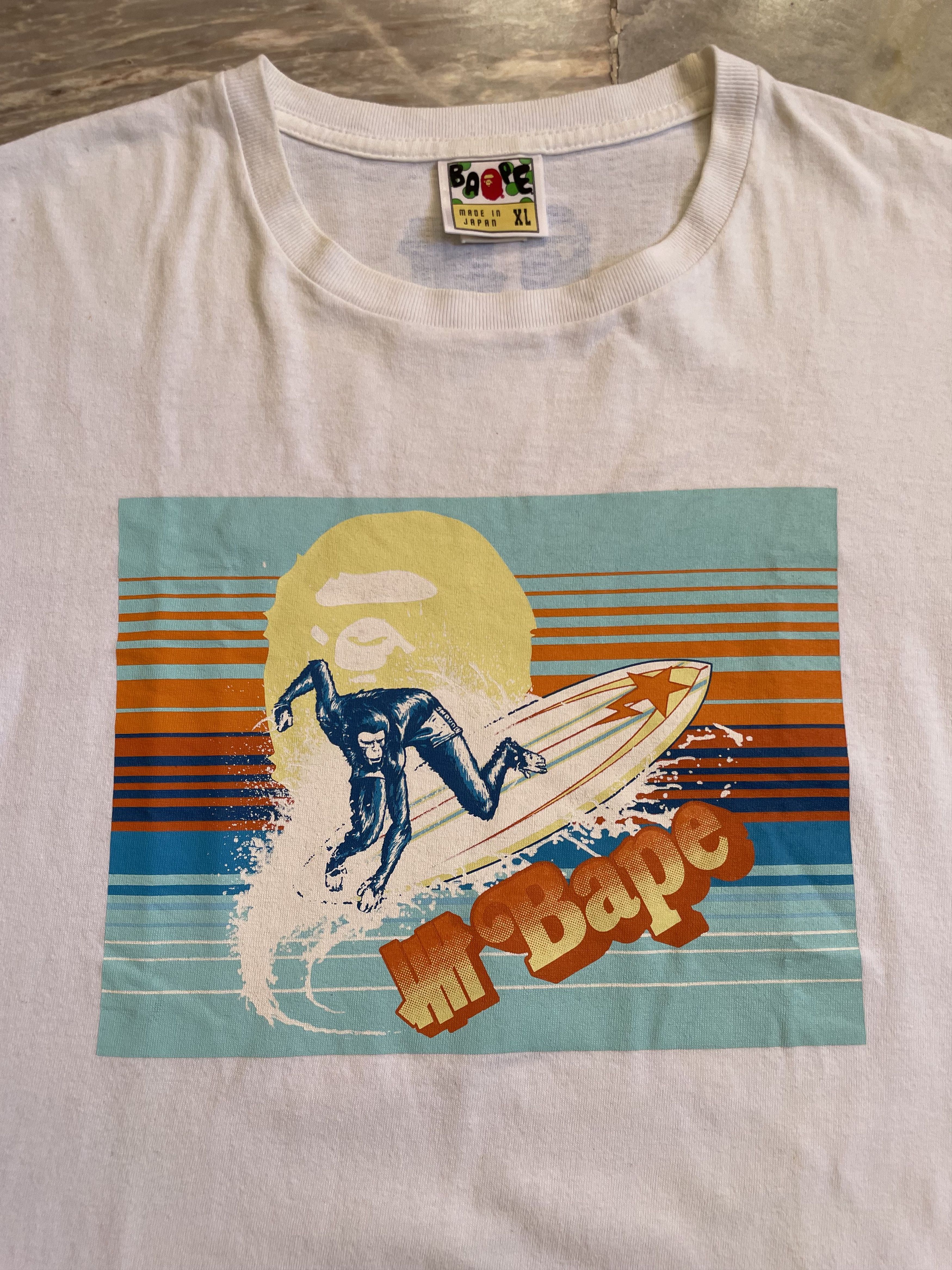 Bape × Nigo × Undefeated Bape x Undefeated Surfing Ape Tee Size US L / EU 52-54 / 3 - 2 Thumbnail