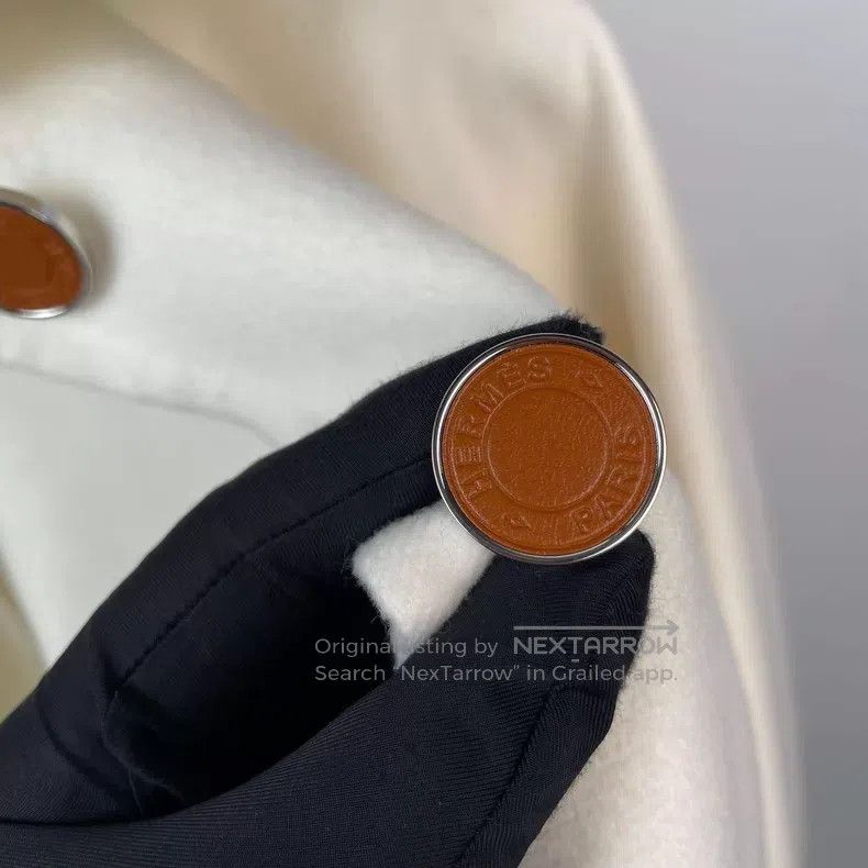 Hermes Hermes White Classic Short Cashmere Double Pockets Reversi Size XS / US 0-2 / IT 36-38 - 8 Thumbnail