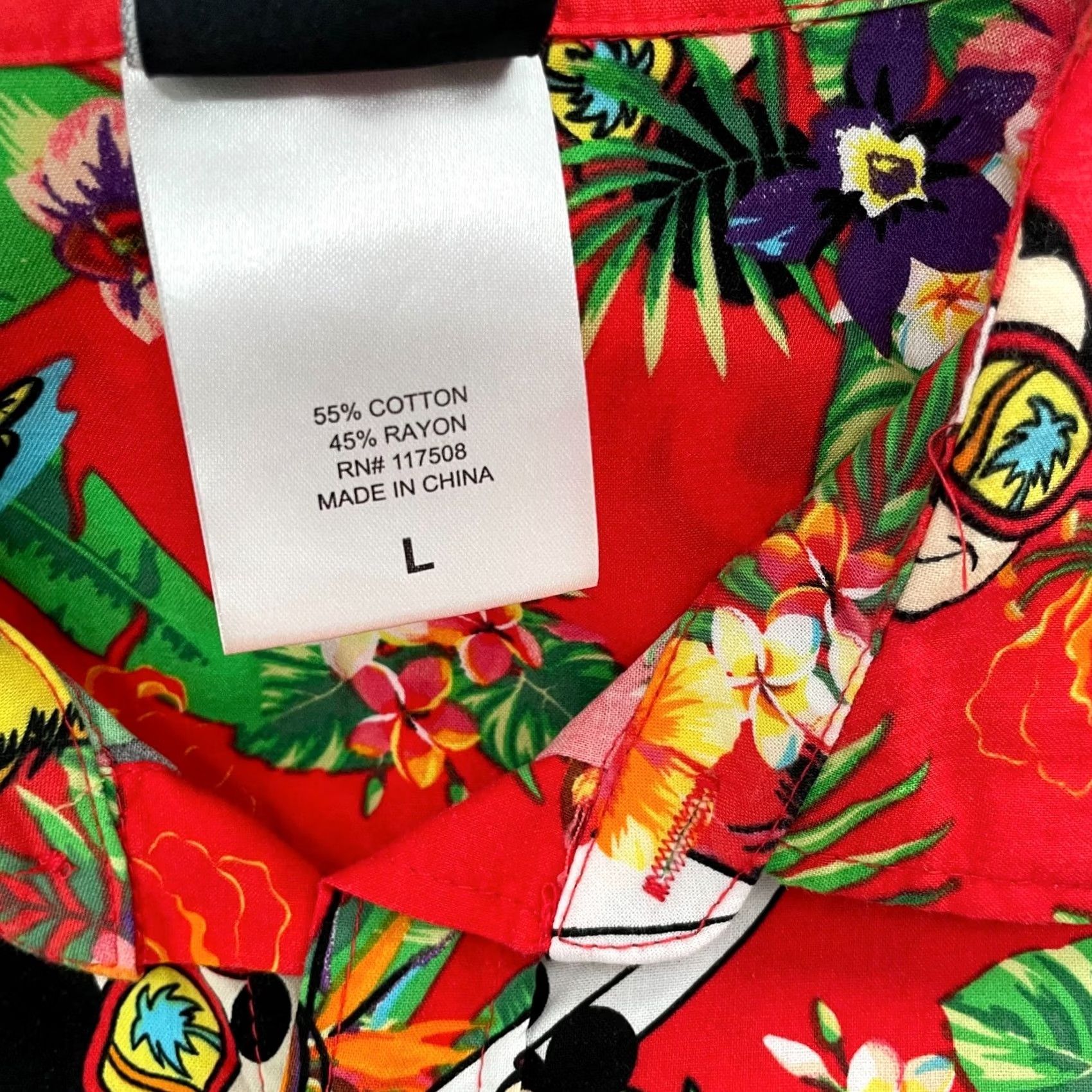 Disney VINTAGE Disney Hawaiian Shirt Shirt Men L Red Mickey Mouse Minnie Mouse Surfing Vacation Floral Pattern Hawaiian Theme 90s Size US L / EU 52-54 / 3 - 5 Thumbnail