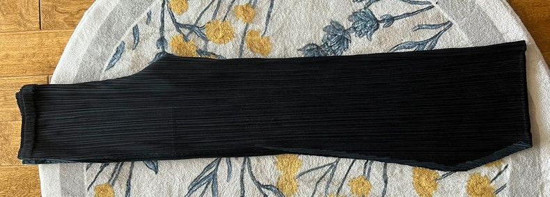 Issey Miyake Issey Miyake size:2 Blue pleated irregular-shaped pants Size 22" - 7 Thumbnail