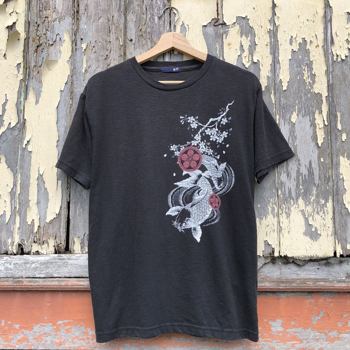 Vintage Sunfaded Sukajan Koi Fish Tshirt Size US M / EU 48-50 / 2 - 3 Thumbnail