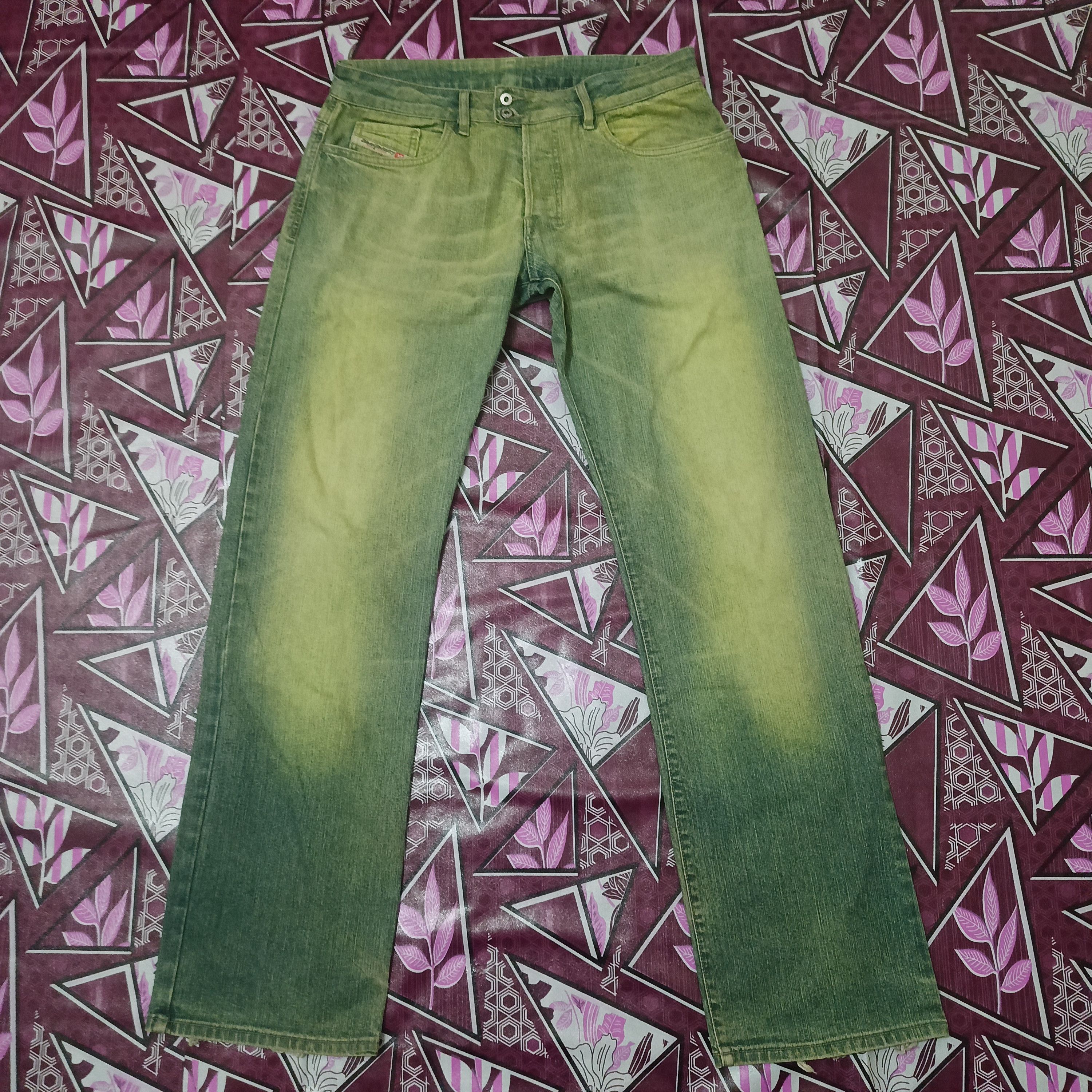 Diesel Vintage diesel Flared jeans distressed denim Size US 32 / EU 48 - 1 Thumbnail