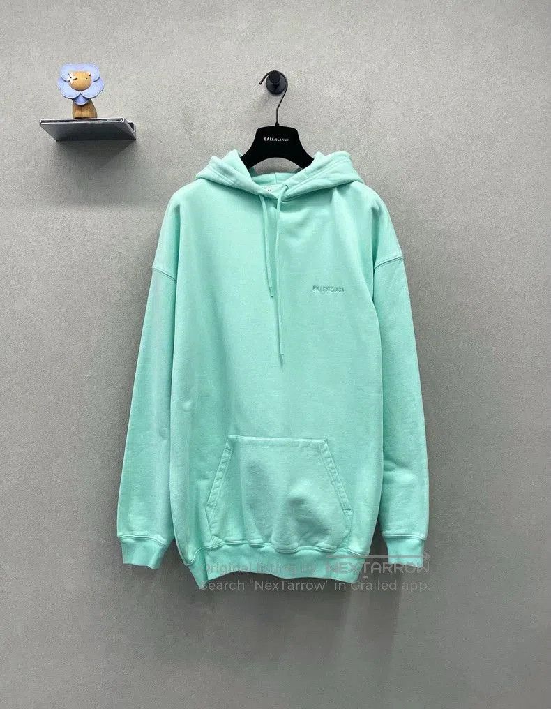 Balenciaga Balenciaga Green Logo Embroidered Hoodie. Size US M / EU 48-50 / 2 - 1 Thumbnail