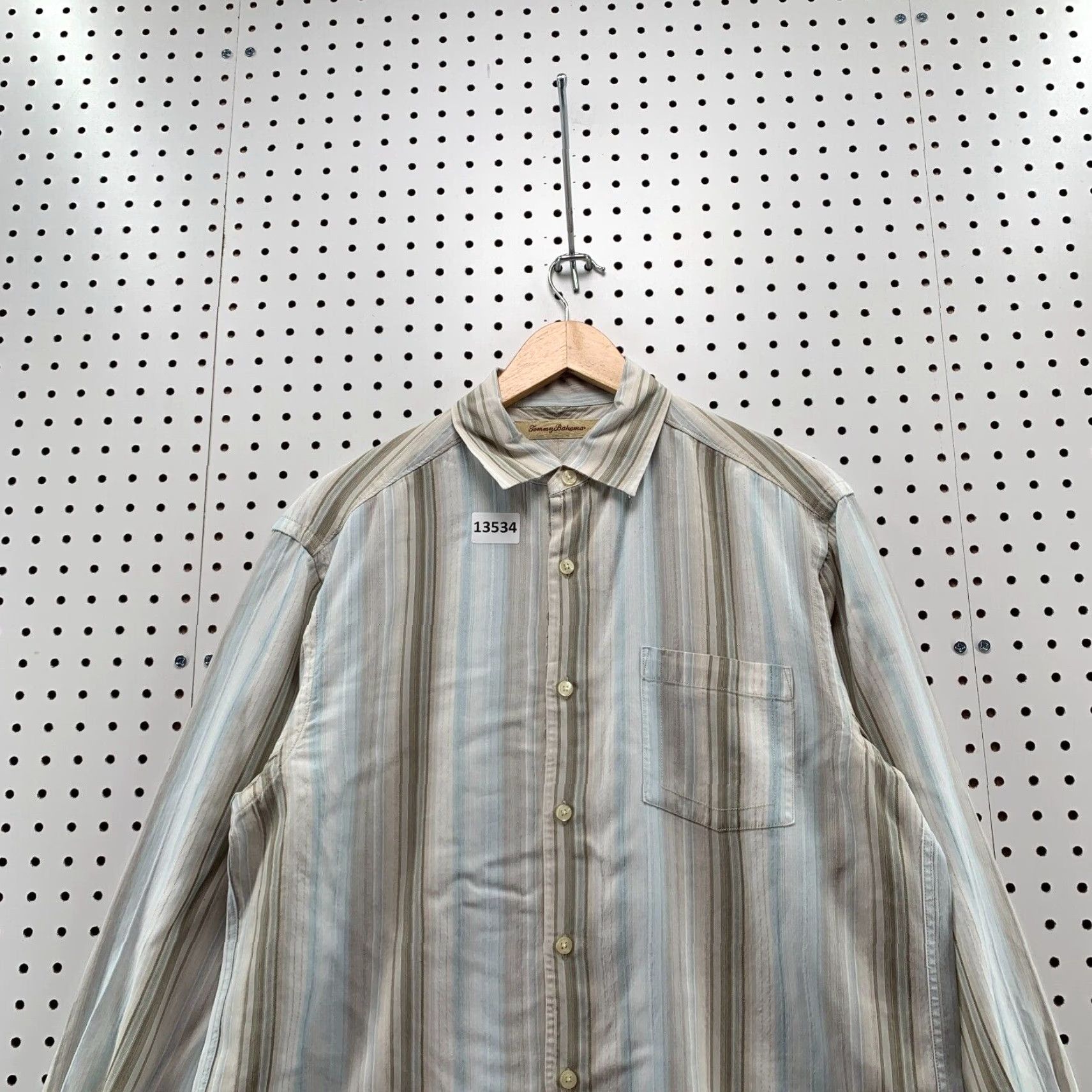 Tommy Bahama Tommy Bahama Adult Long Sleeve Striped Shirt Size Medium Adult Snap Button M Size US M / EU 48-50 / 2 - 6 Thumbnail