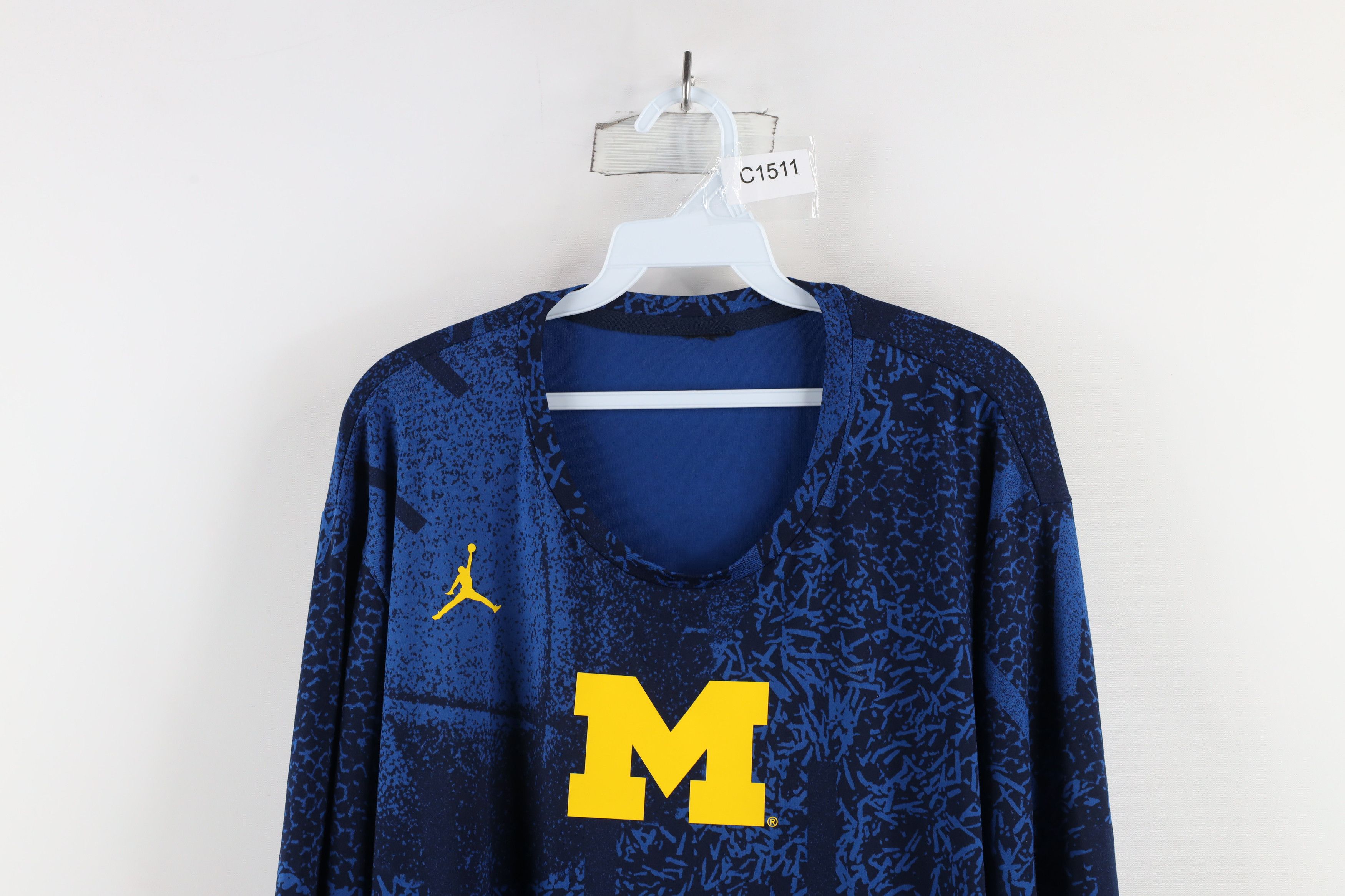 Nike × Vintage Nike Air Jordan University of Michigan Football T-Shirt Size US XXL / EU 58 / 5 - 2 Thumbnail