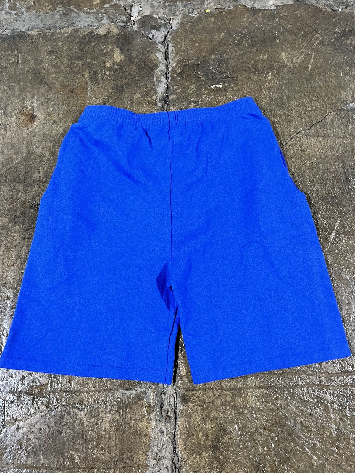 NBA × Vintage Crazy Vintage 90s Cleveland Cavaliers NBA Essential Shorts Size US 30 / EU 46 - 6 Thumbnail