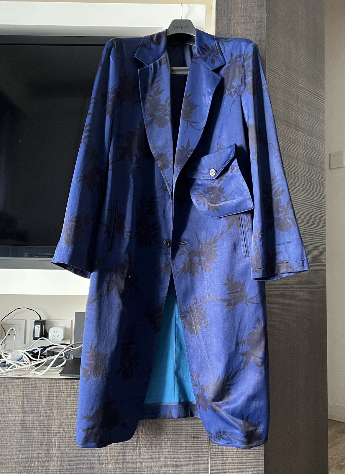 Yohji Yamamoto Yohji Yamamoto Y’s Satin Floral Printed Chesterfield coat Size US M / EU 48-50 / 2 - 1 Thumbnail
