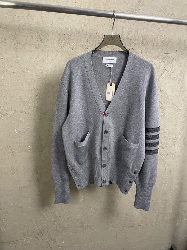 Thom Browne Thom Browne Gray four-striped wool cardigan jacket 2505-Nex Size US L / EU 52-54 / 3 - 1 Thumbnail