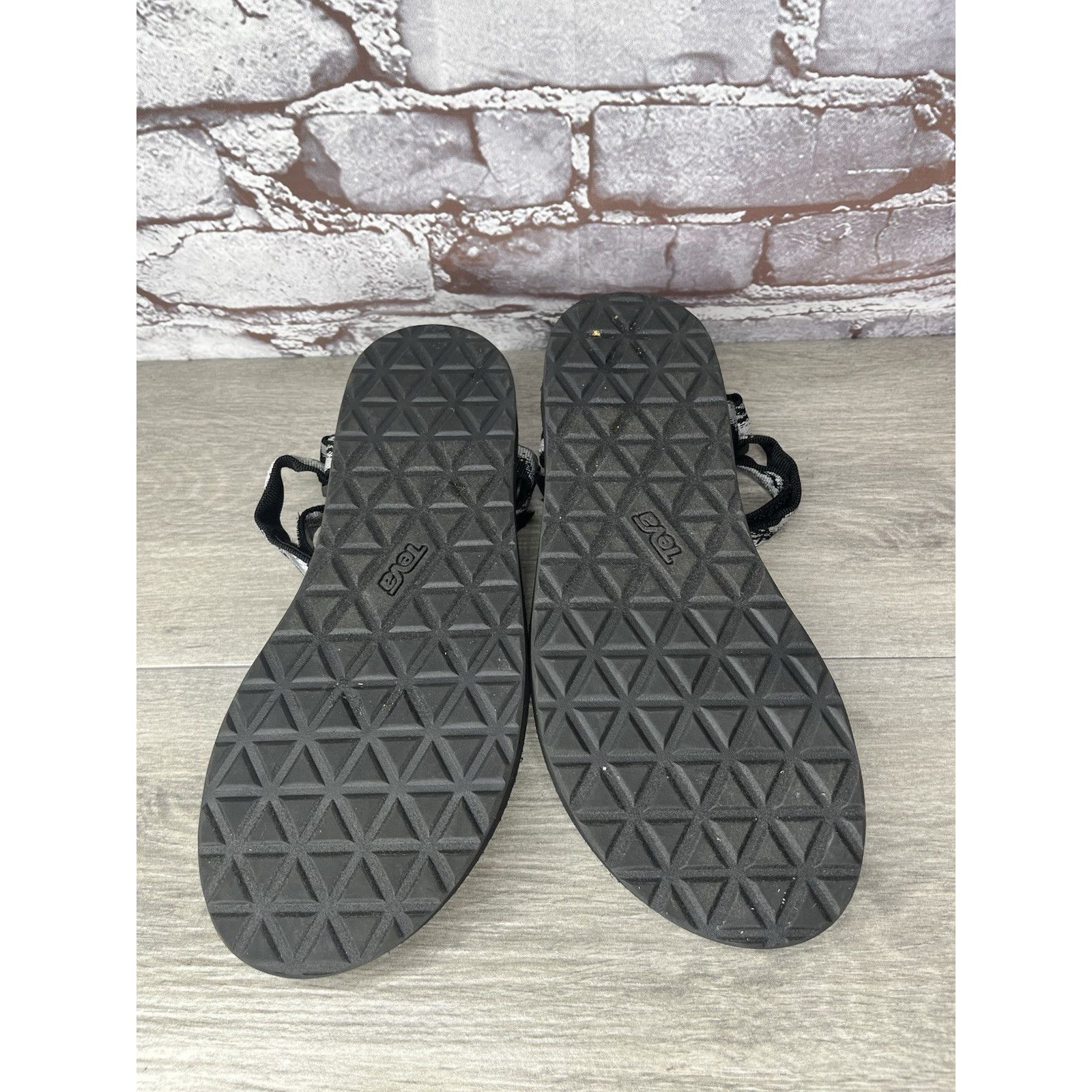 Teva Teva Original Universal Black Gray Back Strap Nylon Sandals Size US 9 / IT 39 - 21 Thumbnail