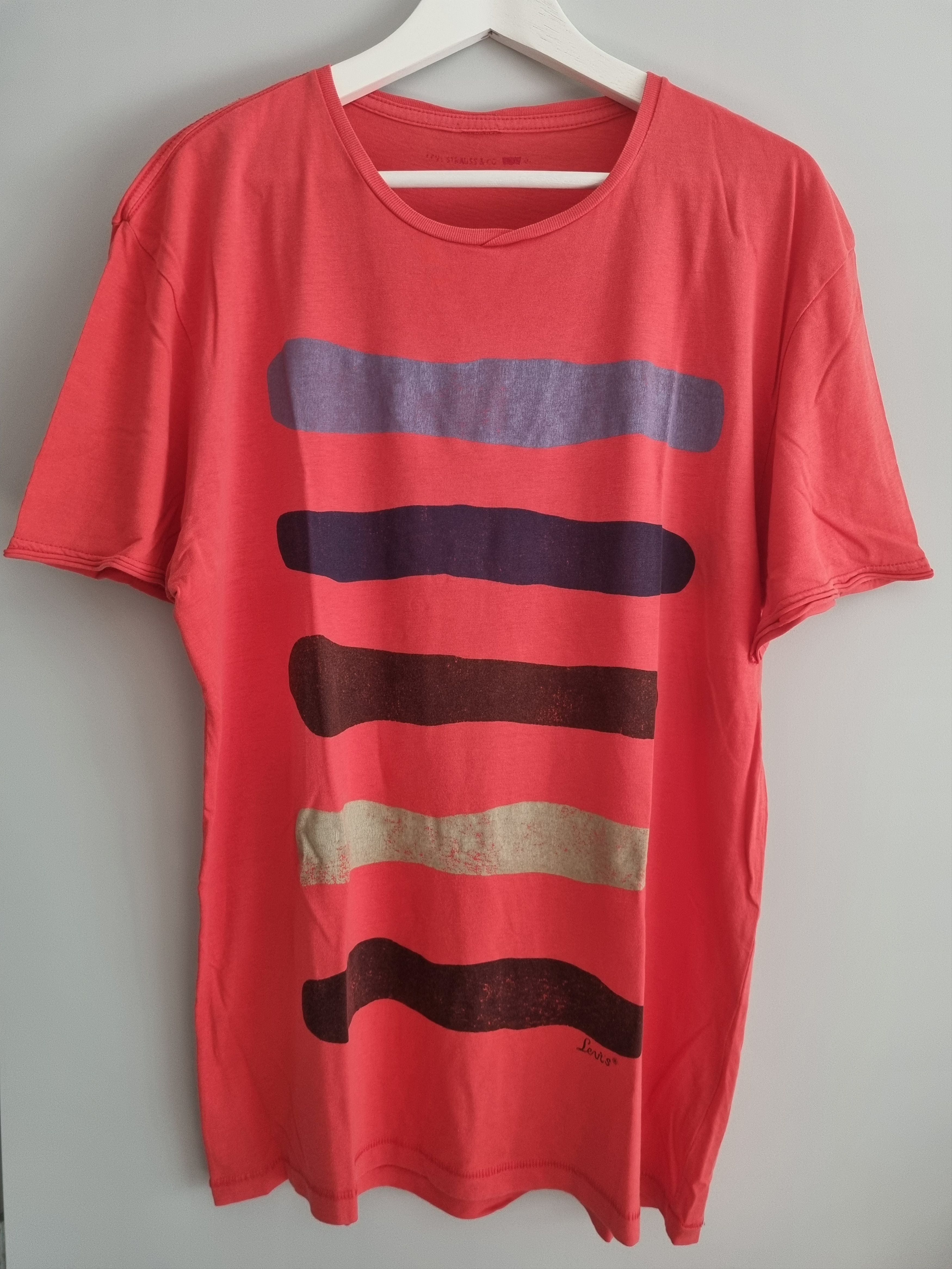 Levi's red paint striped t-shirt Size US L / EU 52-54 / 3 - 1 Thumbnail