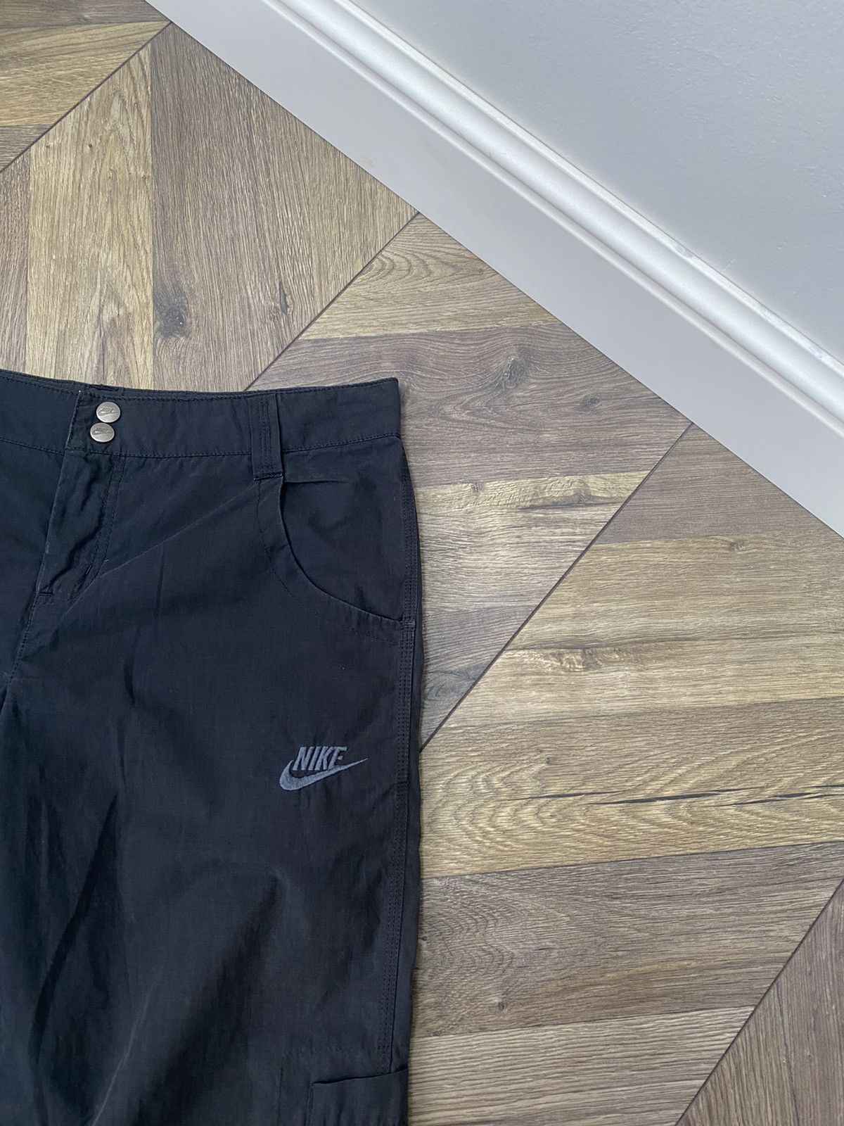 Nike × Vintage Vintage Nike Women’s Cargo Pants Size 30" / US 8 / IT 44 - 7 Thumbnail