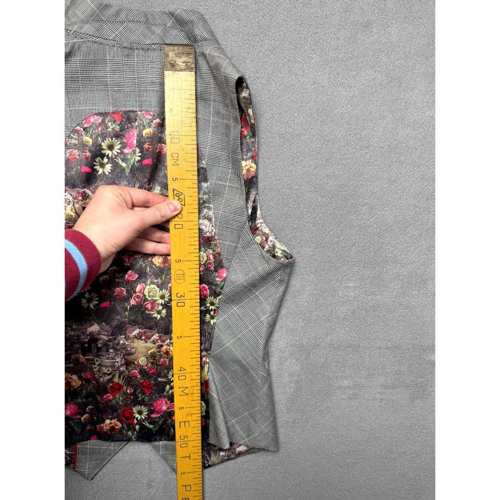 Ted Baker Ted Baker London Gray Vest Waistcoat Womens size 2 Vest, Gray, Ted Baker, Women, Size 2, Vest Waistcoat, 2, Gray, Women, Suit Vest Size XS / US 0-2 / IT 36-38 - 3 Thumbnail