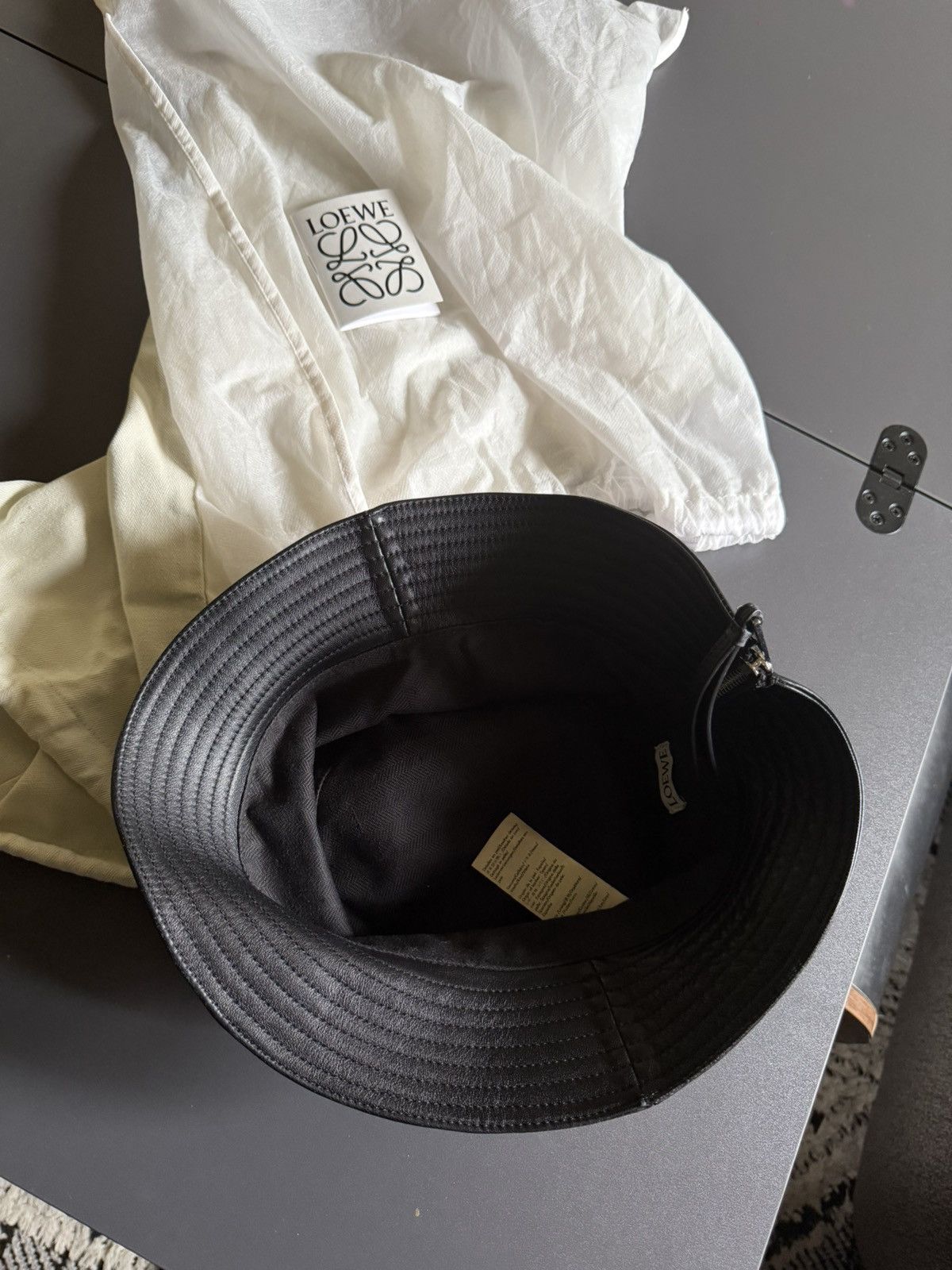 Loewe LOEWE Leather Logo Bucket Hat Size ONE SIZE - 2 Thumbnail