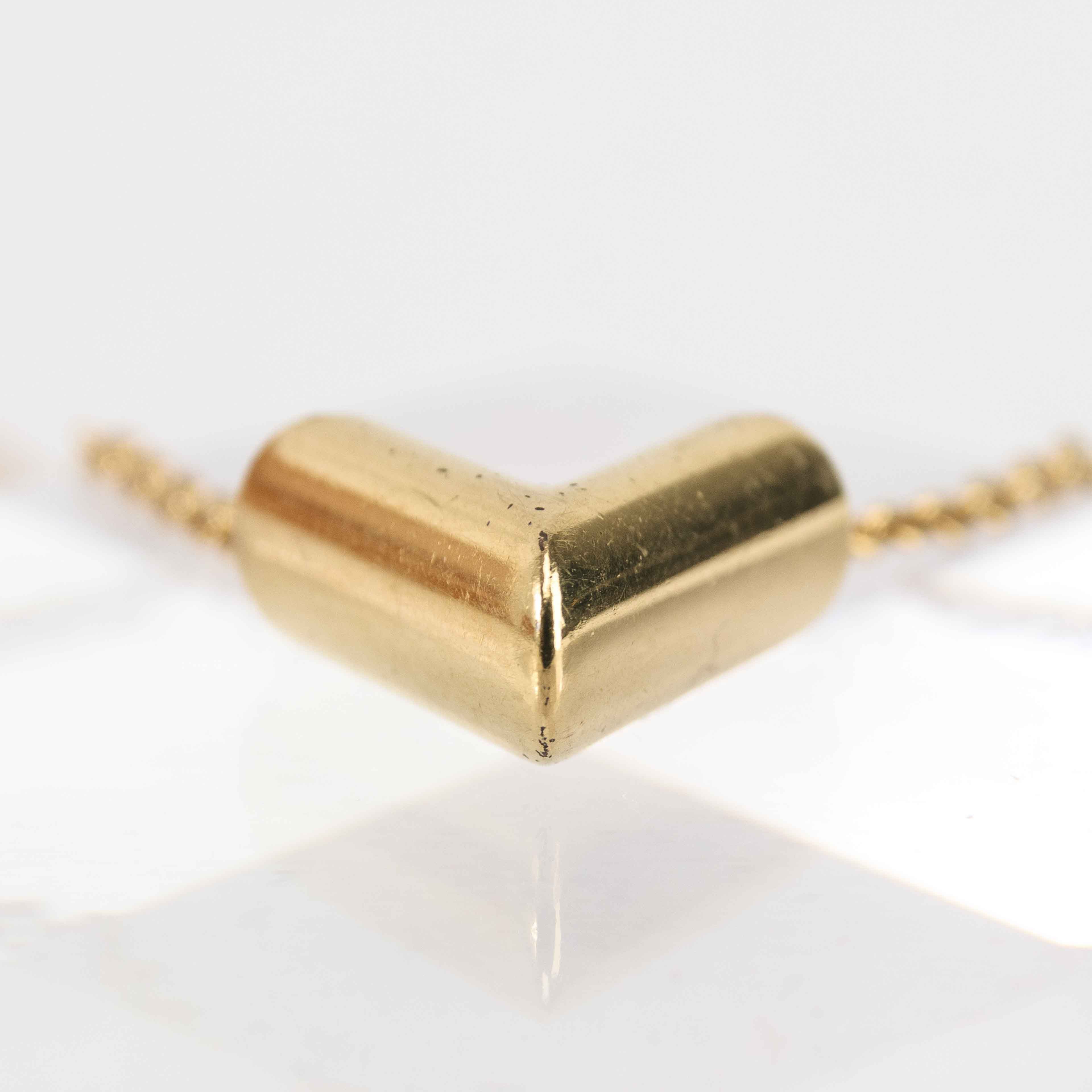 Louis Vuitton Louis Vuitton Essential V Gold-Tone Necklace Size ONE SIZE - 7 Thumbnail