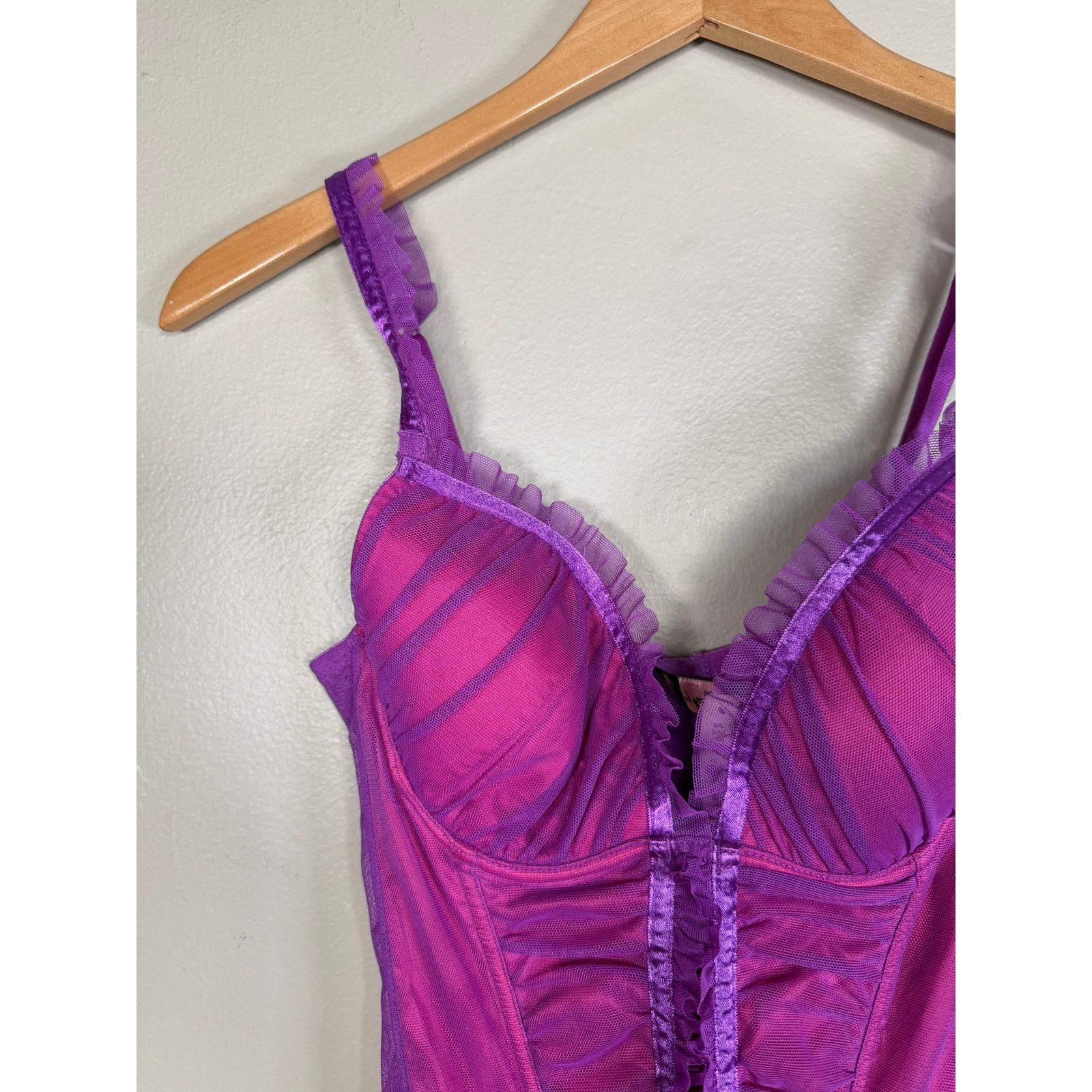 Victoria's Secret NWT Y2K Victoria’s Secret Purple Corset Bustier 36C Size ONE SIZE - 8 Thumbnail