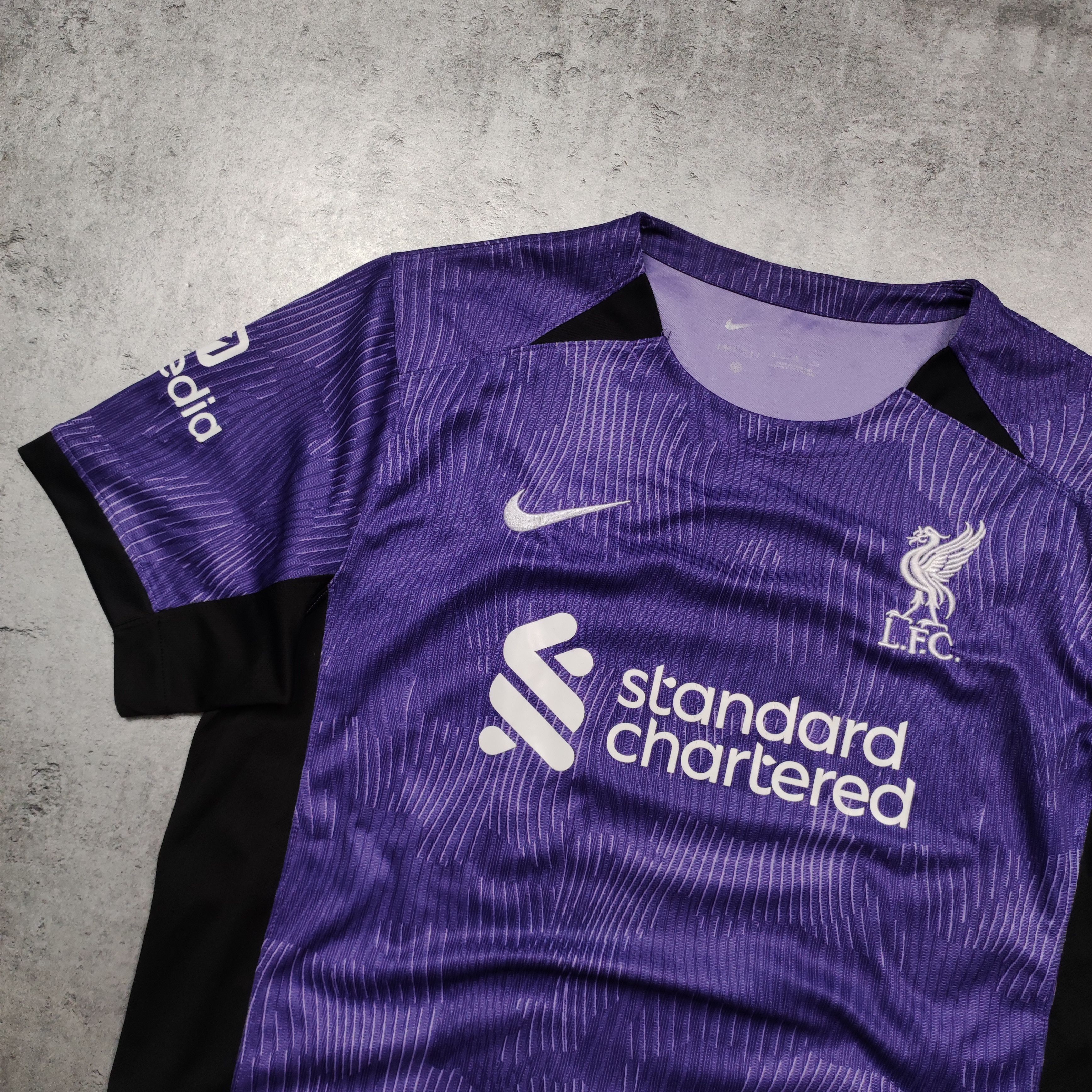 Nike Liverpool FC 2023 Third Football Nike Purple Jersey Size US L / EU 52-54 / 3 - 4 Thumbnail