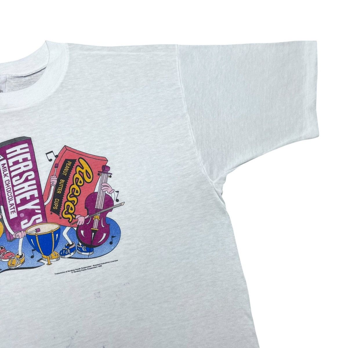 Other Vintage 1990 Hershey Reese’s Chocolates Promo Graphic TShirt Size US XL / EU 56 / 4 - 6 Thumbnail