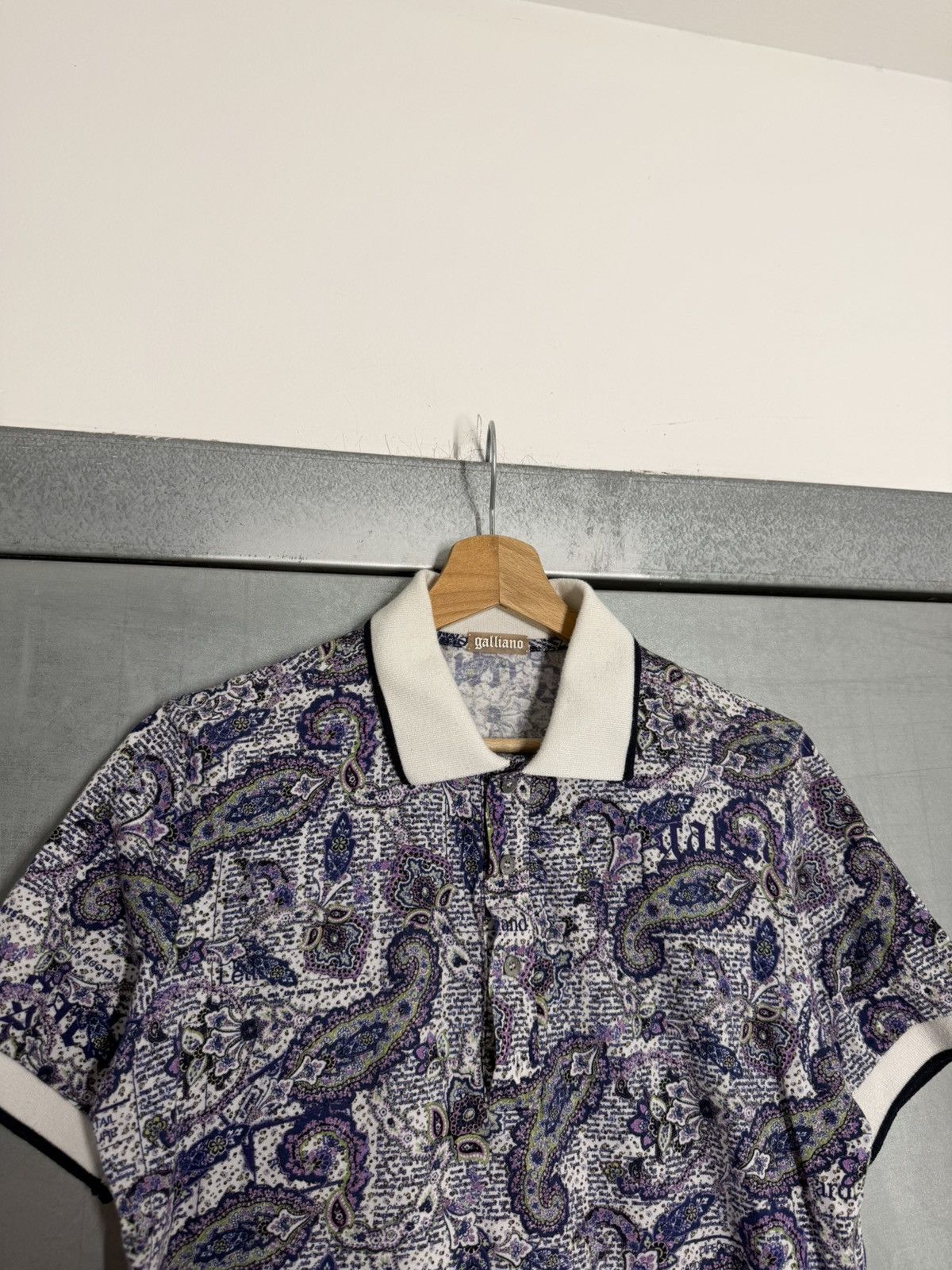 John Galliano Vintage 00s John Galliano Overprinted Polo T-Shirt Size US XS / EU 42 / 0 - 2 Thumbnail