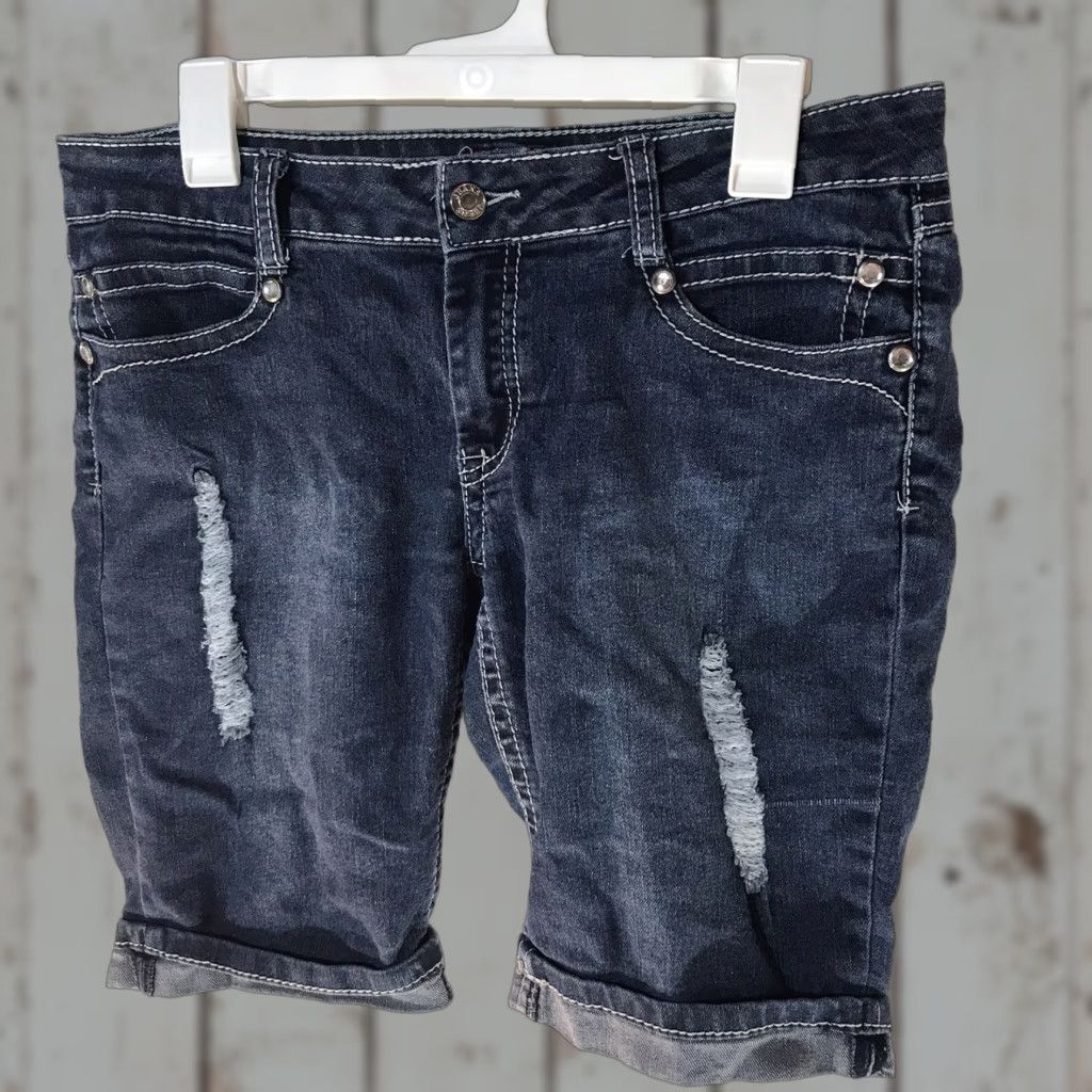 Vintage VINTAGE Spoiled Angel Bermuda Shorts Womens Size 10 Blue Denim Casual Summer Stretch Ladies Size 32" / US 10 / IT 46 - 1 Thumbnail