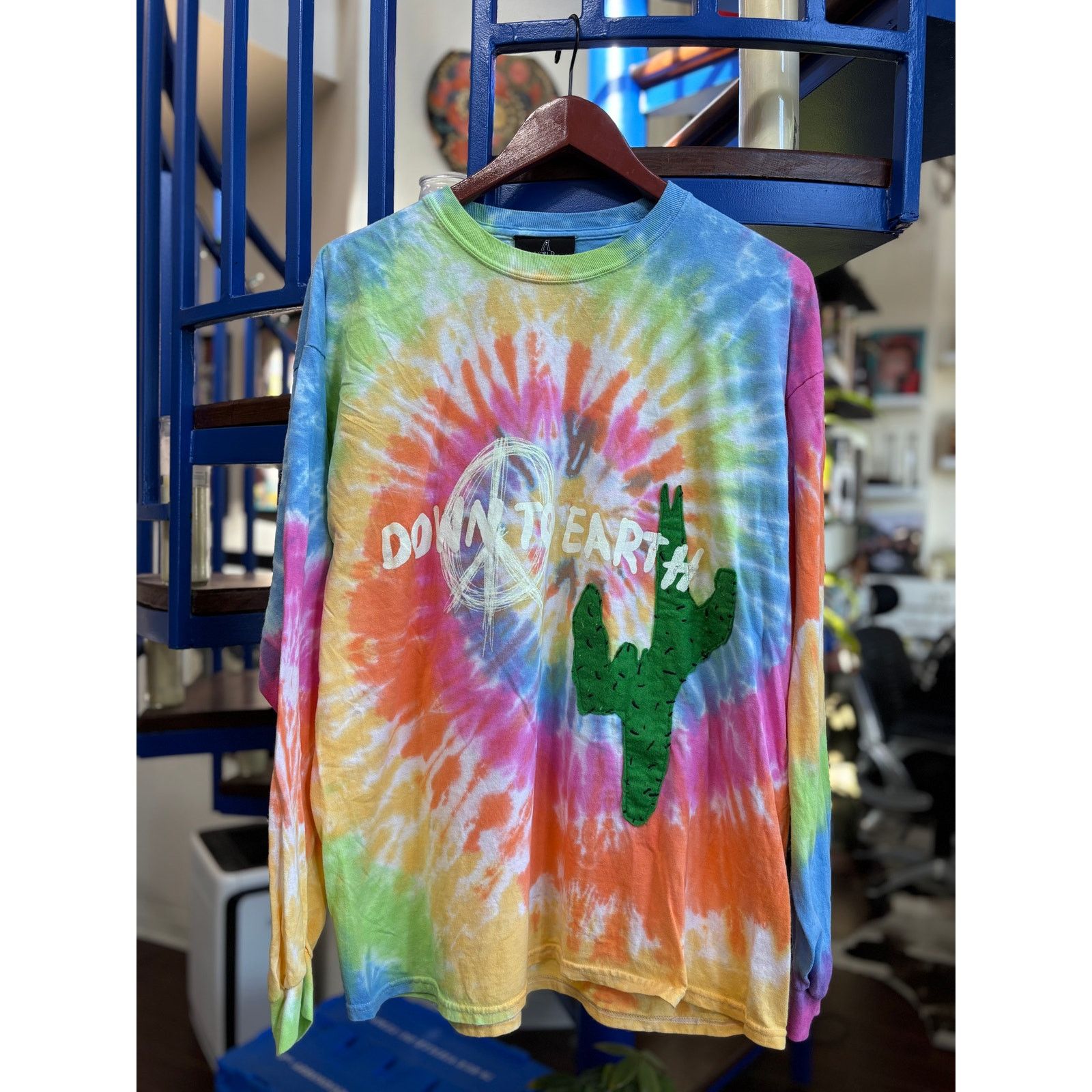 Dover Street Market × Travis Scott Travis Scott DSM Tie-Dye “Down To Earth” LS NEVER WORN Size US XL / EU 56 / 4 - 1 Thumbnail