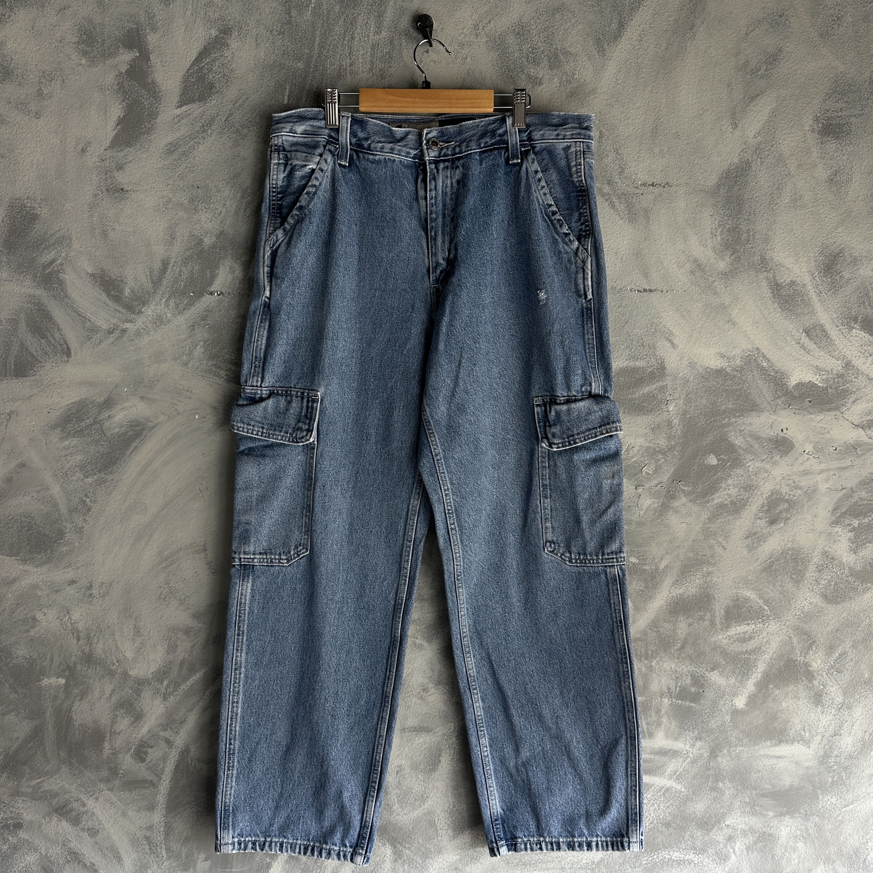Levi's Vtg Levi's SilverTab Cargo Jeans Mens Baggy Flap Pocket Size US 33 - 5 Thumbnail