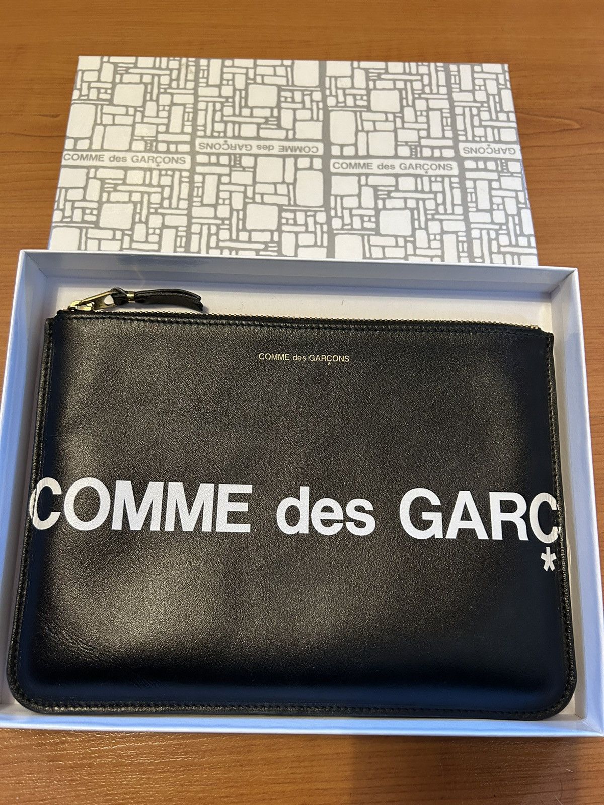 Comme des Garcons Comme Des Garçons Clutch Size ONE SIZE - 1 Thumbnail