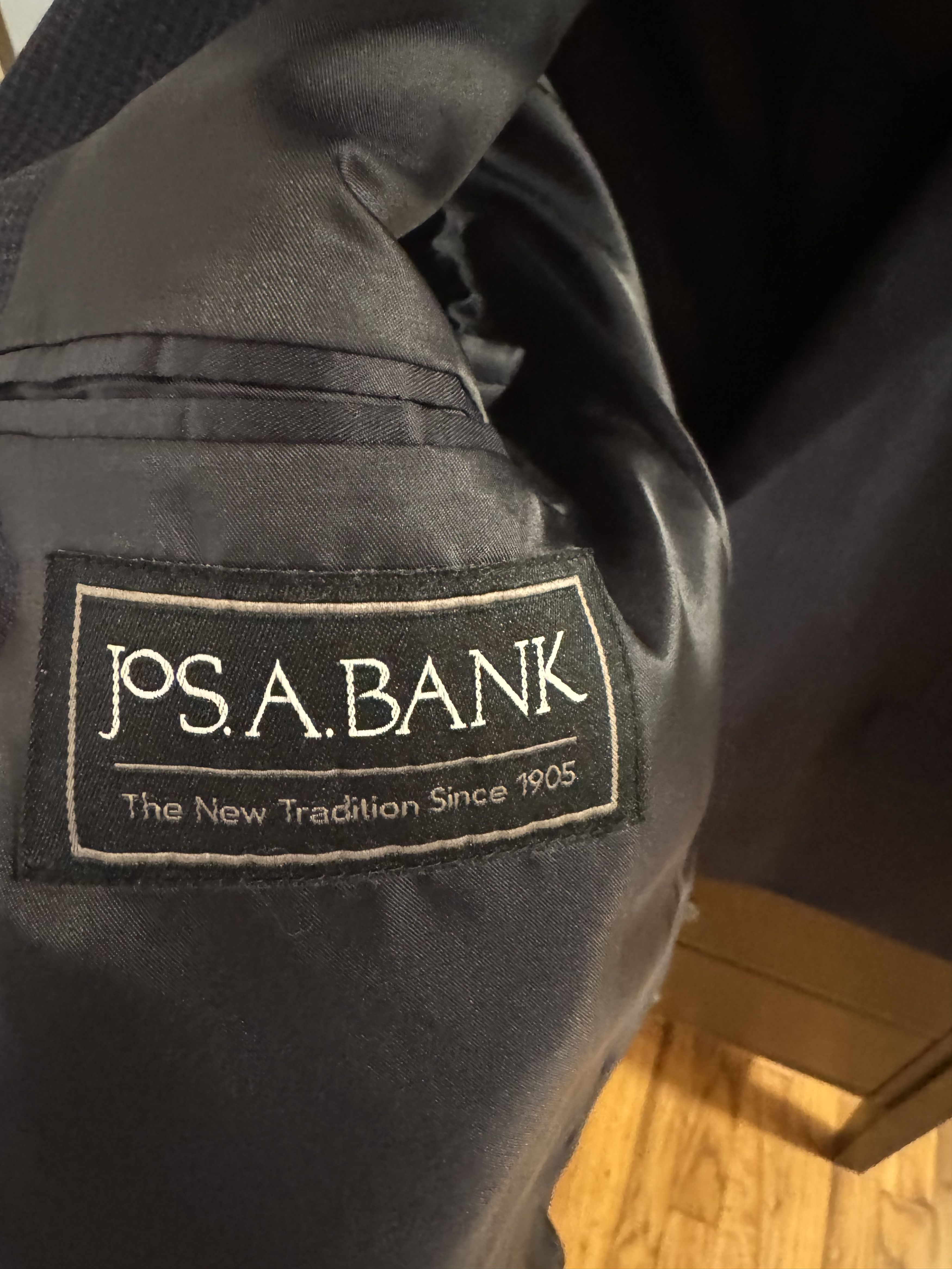 Jos. A. Bank Jos. A. Bank Dark Blue Blazer. US 40S. No Defects Size 40S - 2 Thumbnail