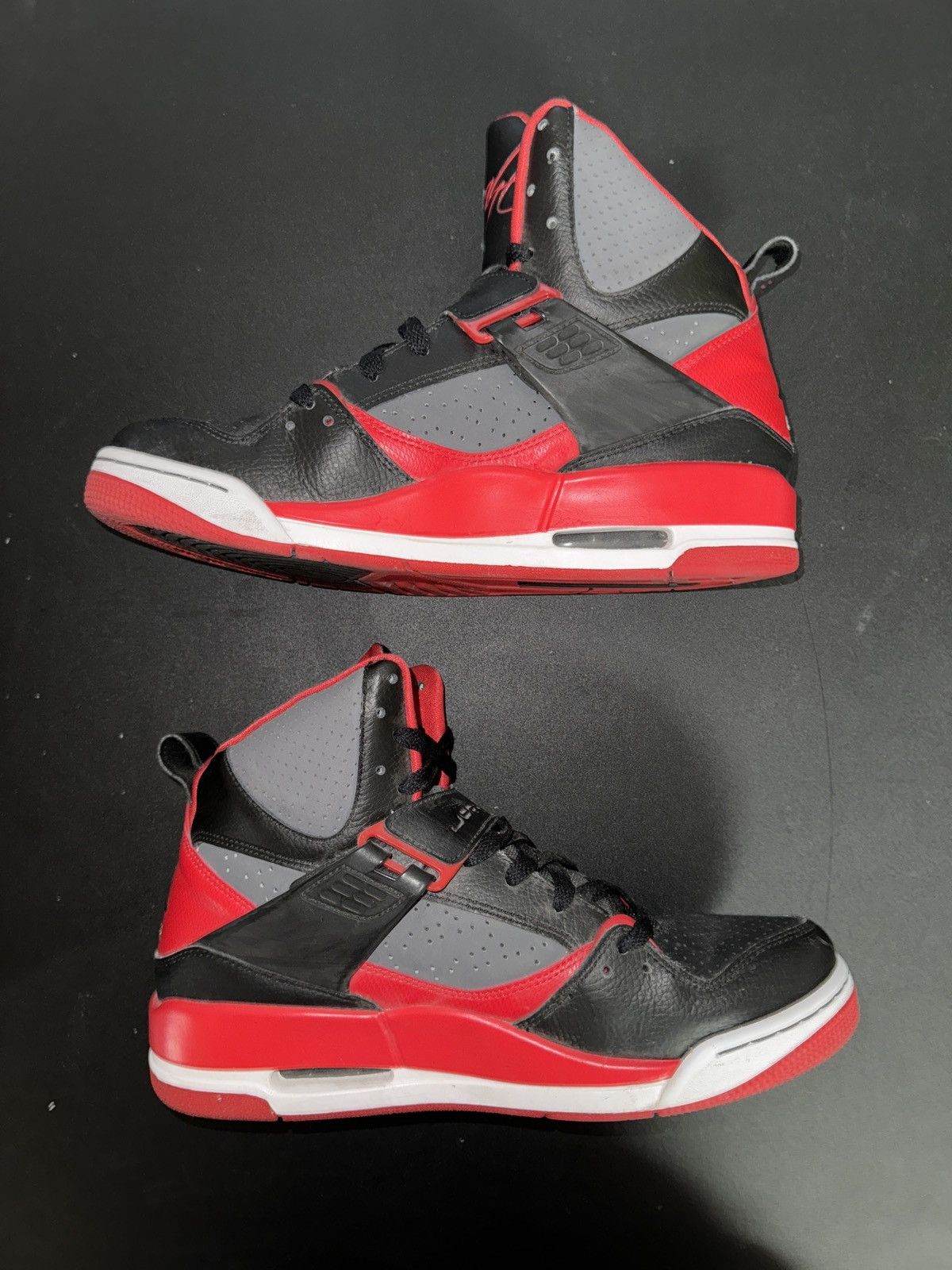 Jordan Brand Jordan Flight 45 High Size US 9 / EU 42 - 2 Thumbnail